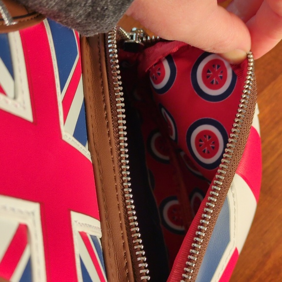 NWOT Loungefly SDCC 2022 Marvel Captain Carter Mini Backpack - Picture 9 of 11